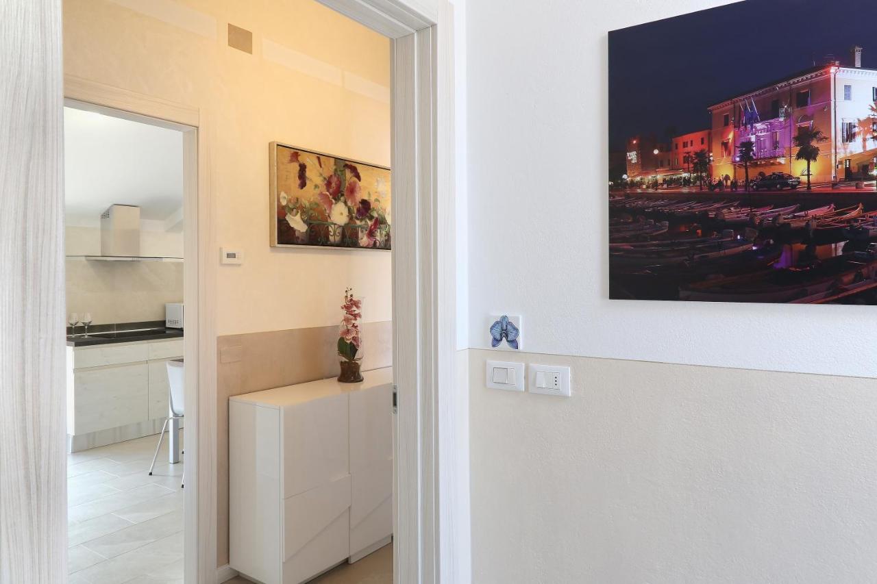 Flower Apartments Bardolino Exterior photo