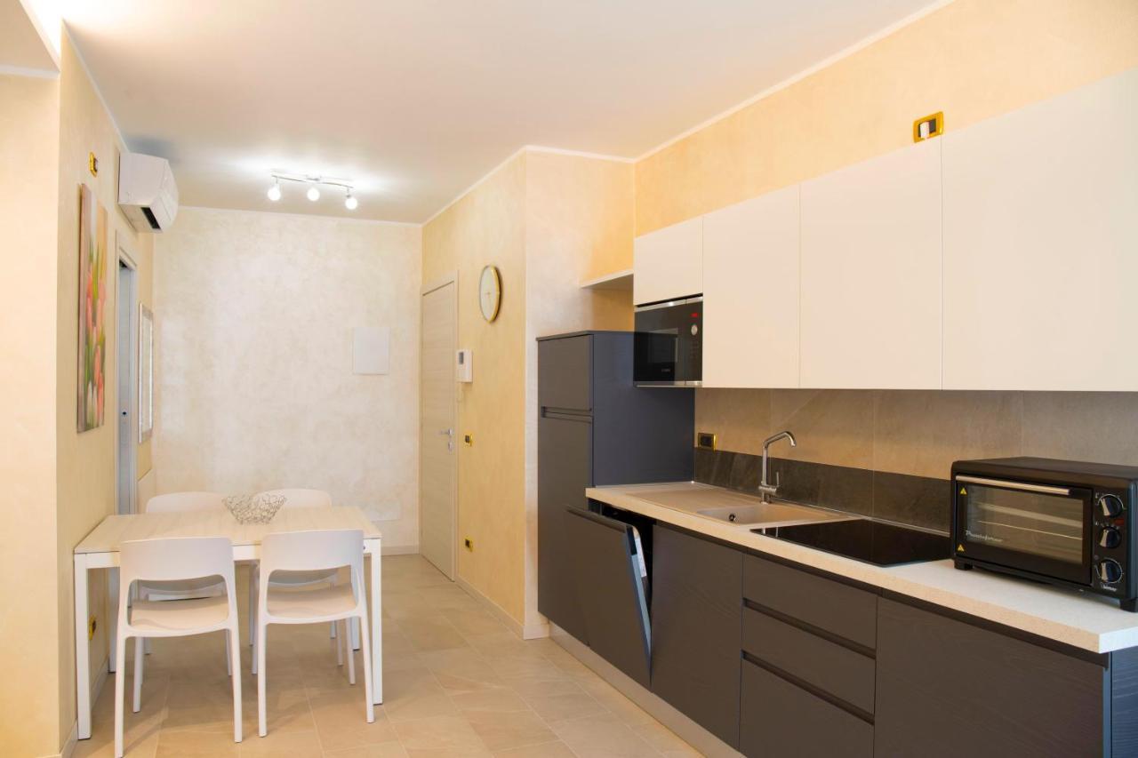 Flower Apartments Bardolino Exterior photo