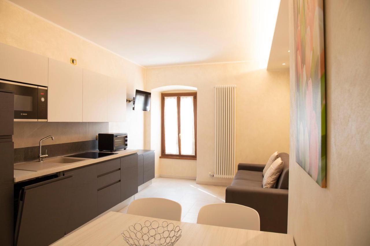 Flower Apartments Bardolino Exterior photo